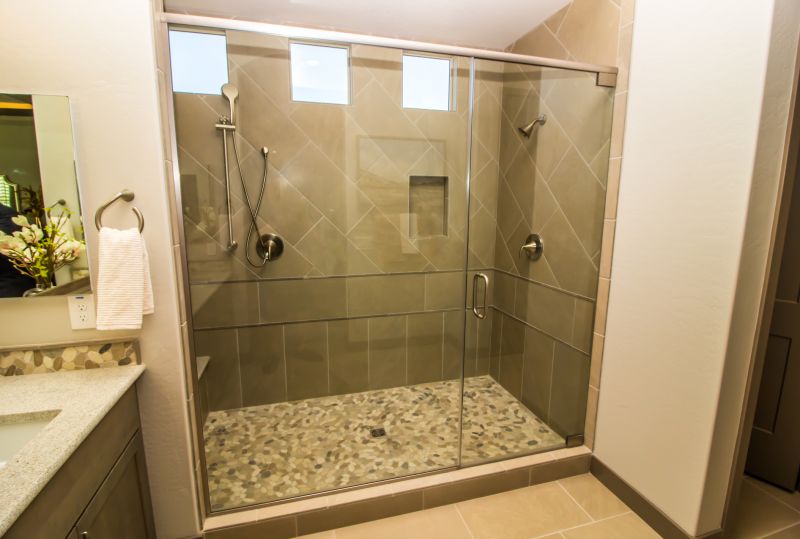Corner Shower with Recessed Niche